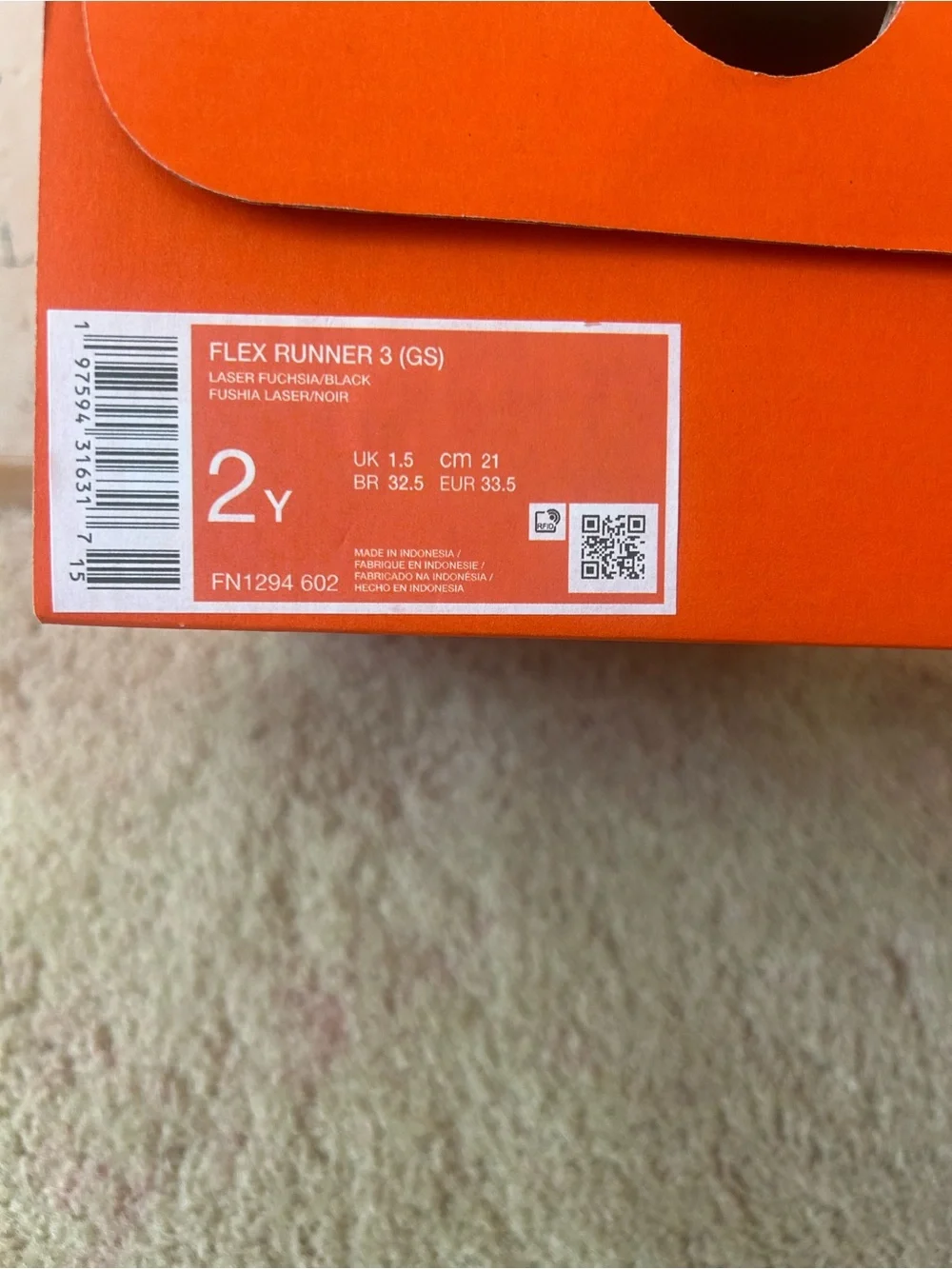 Nike Kids Pink Slip-On Sneakers with Hook Pull Tabs. Flex Runner